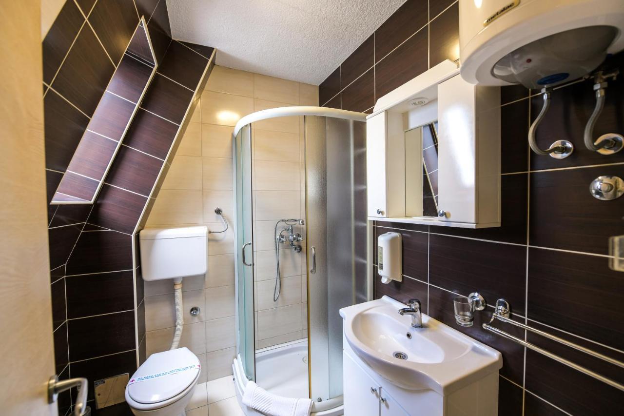 Vila Hit Ruma Exteriér fotografie